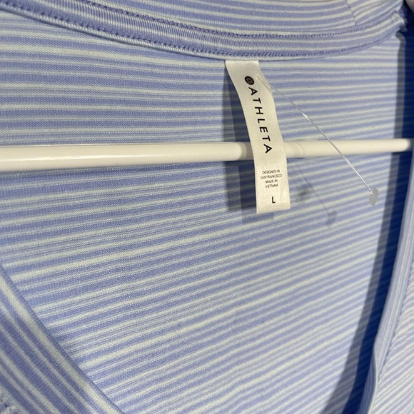 Athleta Cloudlight Breezy Stratus Stripe Tee Size Large A3 - Picture 3 of 6